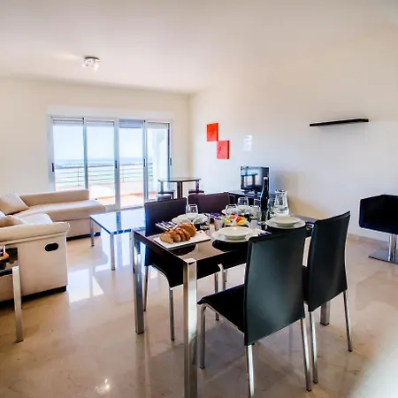 Complejo Bellavista Residencial 아파트 페고